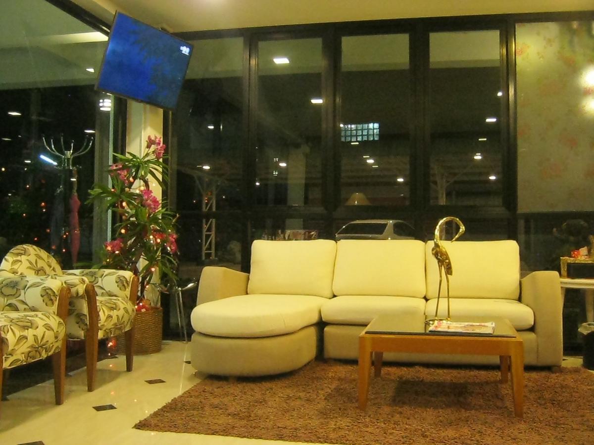 Unity Hotel Sisaket Exteriér fotografie
