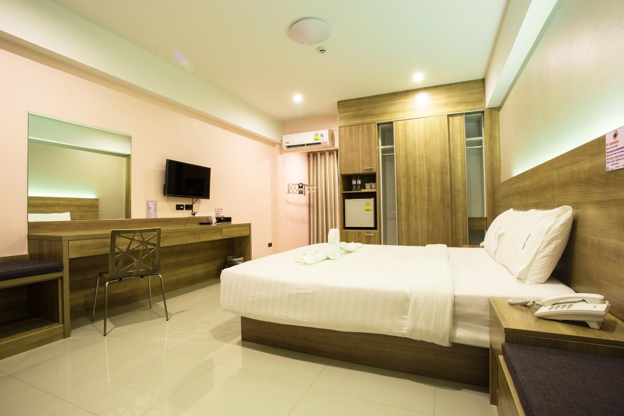 Unity Hotel Sisaket Exteriér fotografie